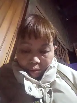  YooY  online show from December 18, 2025, 2:34 pm