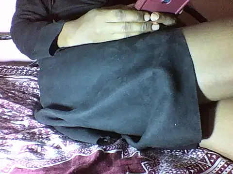 Snapshot of Moongodessy chatting on September 24, 2025, 4:10 pm Moongodessy online show from September 24, 2025, 4:10 pm