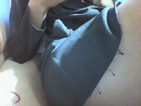 Snapshot of Moongodessy chatting on October 31, 2025, 11:44 am Moongodessy online show from October 31, 2025, 11:44 am