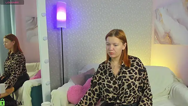 BattyBaker online show from October 12, 2025, 2:10 am