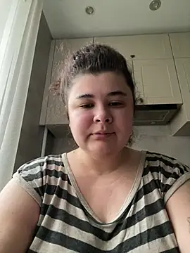 AliceCurlyX online show from February 28, 2026, 5:19 am