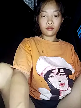 Snapshot of Ananine chatting on October 14, 2025, 10:54 pm Ananine online show from October 14, 2025, 10:54 pm