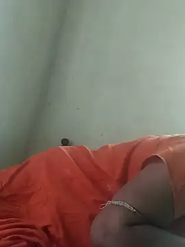 Snapshot of humtum2254 chatting on September 21, 2025, 6:15 am humtum2254 online show from September 21, 2025, 6:15 am