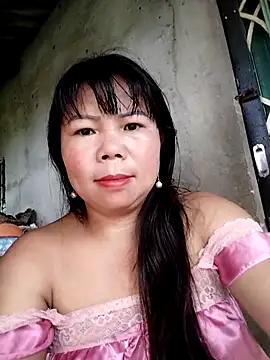 Snapshot of lusy-00 chatting on September 18, 2025, 4:14 am lusy-00 online show from September 18, 2025, 4:14 am