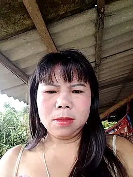 Snapshot of lusy-00 chatting on October 15, 2025, 2:11 am lusy-00 online show from October 15, 2025, 2:11 am