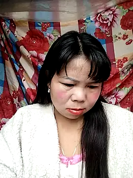 Snapshot of lusy-00 chatting on November 4, 2025, 2:10 am lusy-00 online show from November 4, 2025, 2:10 am