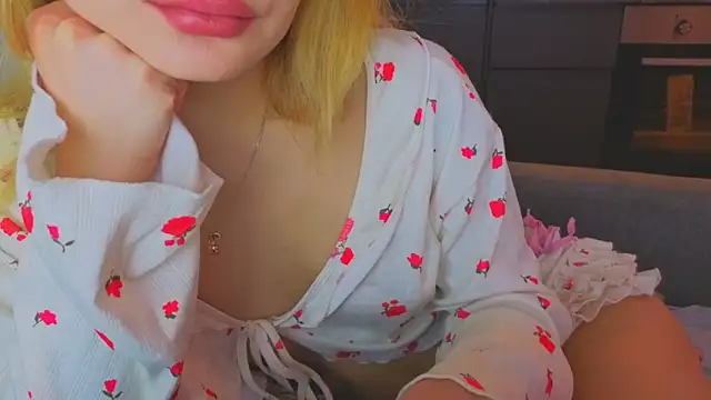 baobei03 online show from March 3, 2026, 4:18 am