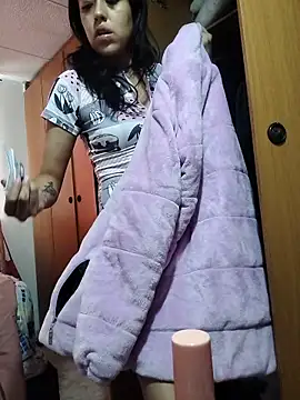 Queen Ashly online show from March 1, 2026, 4:31 pm