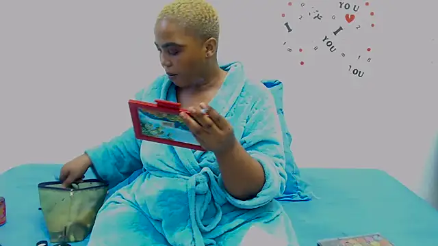 Bbwmodel28x online show from September 18, 2025, 4:25 am