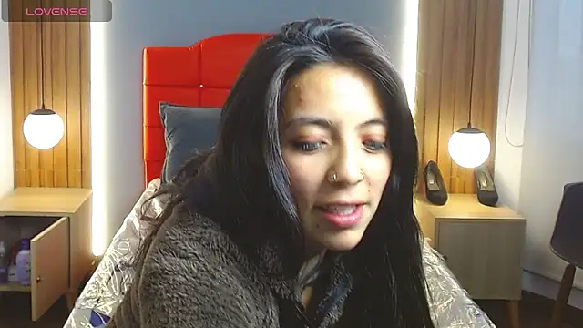 Snapshot of LiaMonroee_ chatting on February 8, 2026, 12:08 pm LiaMonroee online show from February 8, 2026, 12:08 pm