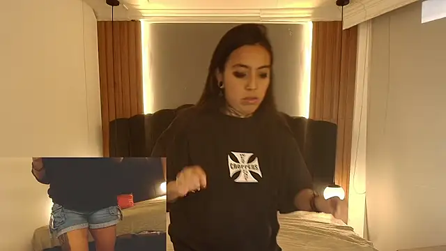 Snapshot of LiaMonroee_ chatting on February 26, 2026, 12:04 pm LiaMonroee online show from February 26, 2026, 12:04 pm