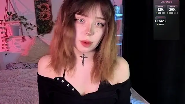 Snapshot of RileyVice chatting on February 1, 2026, 8:13 am RileyVice online show from February 1, 2026, 8:13 am