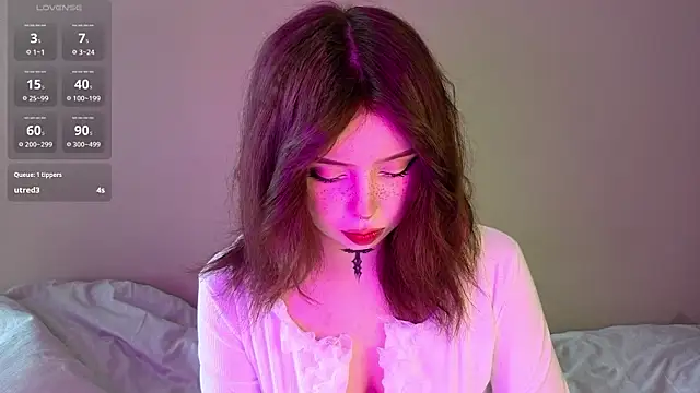 Snapshot of RileyVice chatting on February 27, 2026, 8:36 am RileyVice online show from February 27, 2026, 8:36 am