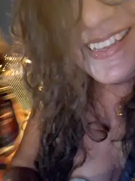 Snapshot of Syndel23 chatting on May 2, 2026, 2:38 am Syndel23 online show from May 2, 2026, 2:38 am