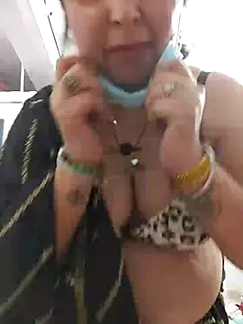 Snapshot of Jann_Riya333 chatting on September 23, 2025, 11:13 am Jann Riya333 online show from September 23, 2025, 11:13 am