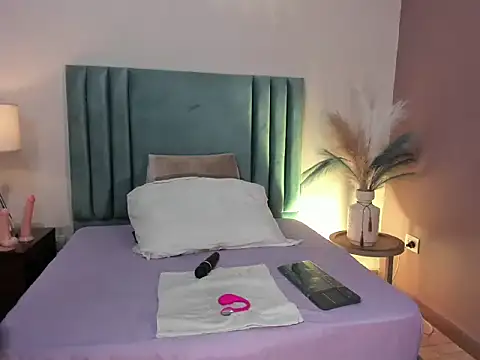 AmaraYasbel online show from April 10, 2026, 5:17 pm