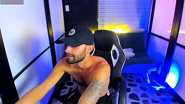 Snapshot of leostorm_ chatting on September 9, 2025, 5:07 am leostorm online show from September 9, 2025, 5:07 am