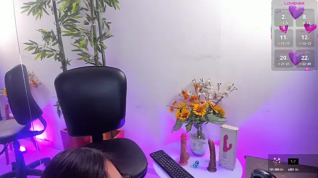 Snapshot of KendallJay chatting on September 19, 2025, 9:15 pm KendallJay online show from September 19, 2025, 9:15 pm