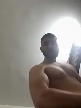 Diicaprio69 online show from October 1, 2025, 7:53 pm