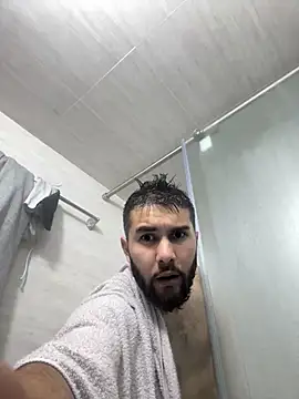 Diicaprio69 online show from October 15, 2025, 8:42 pm