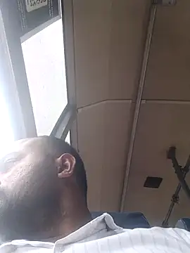 king godgm online show from November 19, 2025, 4:23 am