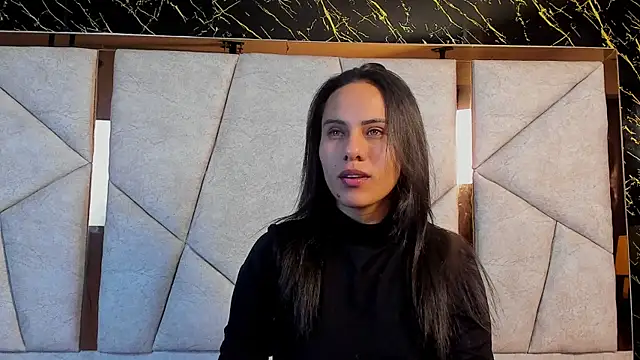 Maddy-Johnson- online show from September 10, 2025, 3:06 am