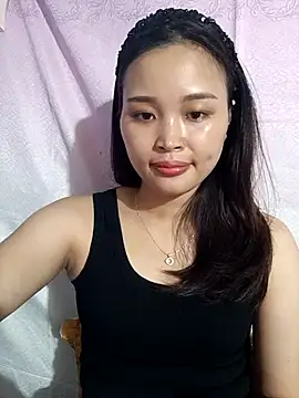 Lili lovely online show from September 14, 2025, 2:44 am