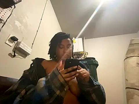 princesslivv online show from November 23, 2025, 9:09 am