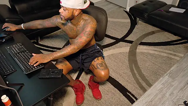 SLANGONDEMHOES online show from September 20, 2025, 5:36 pm