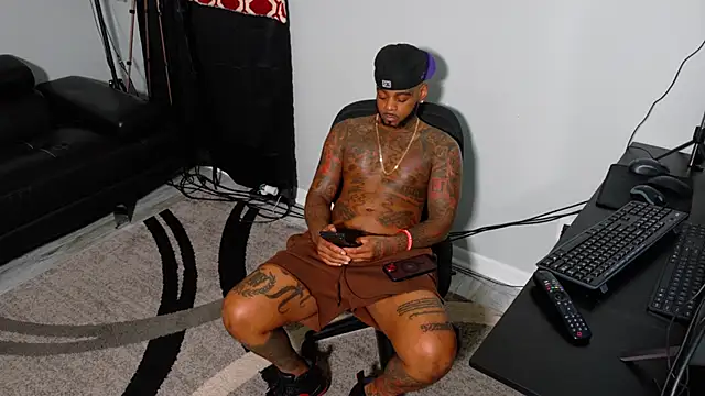 SLANGONDEMHOES online show from November 20, 2025, 5:45 pm