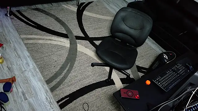 SLANGONDEMHOES online show from December 17, 2025, 7:42 pm