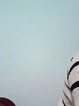 Fienjr online show from March 12, 2026, 2:56 pm