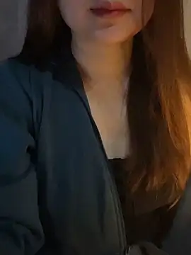 Snapshot of Hinne07 chatting on February 6, 2026, 1:43 am Hinne07 online show from February 6, 2026, 1:43 am