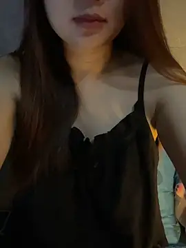 Snapshot of Hinne07 chatting on February 27, 2026, 12:21 am Hinne07 online show from February 27, 2026, 12:21 am