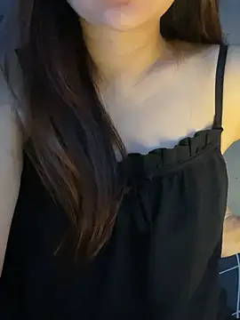 Snapshot of Hinne07 chatting on March 5, 2026, 1:23 am Hinne07 online show from March 5, 2026, 1:23 am