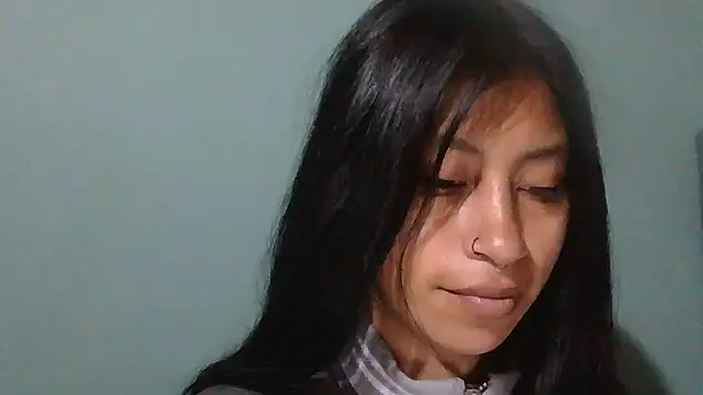 Pocahontas tw online show from December 4, 2025, 1:42 pm