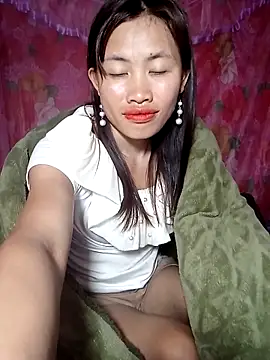 Snapshot of rubi_bae chatting on April 26, 2026, 11:24 pm rubi bae online show from April 26, 2026, 11:24 pm