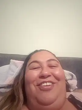 curvy diva  online show from September 27, 2025, 11:54 pm