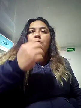 curvy diva  online show from October 17, 2025, 11:07 pm