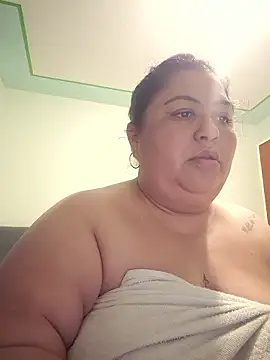 curvy diva  online show from January 10, 2026, 1:07 am