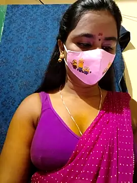 mini-queen online show from September 12, 2025, 11:10 am