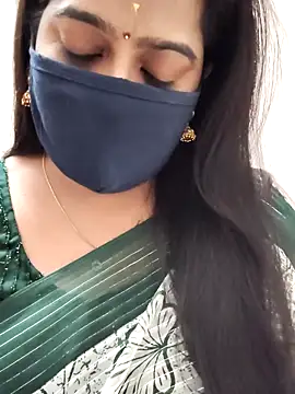 Snapshot of saritha29 chatting on April 26, 2026, 9:40 am saritha29 online show from April 26, 2026, 9:40 am