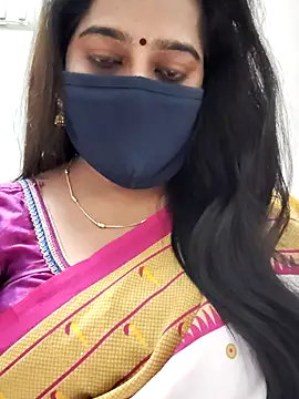 Snapshot of saritha29 chatting on July 6, 2026, 4:42 pm saritha29 online show from July 6, 2026, 4:42 pm