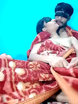 Pahadi couple online show from October 18, 2025, 5:25 pm