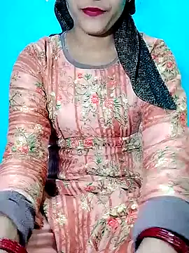 Pahadi couple online show from October 30, 2025, 6:04 am