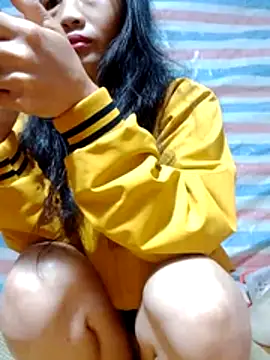 Snapshot of Georgia_here chatting on December 23, 2025, 12:08 am Georgia here online show from December 23, 2025, 12:08 am