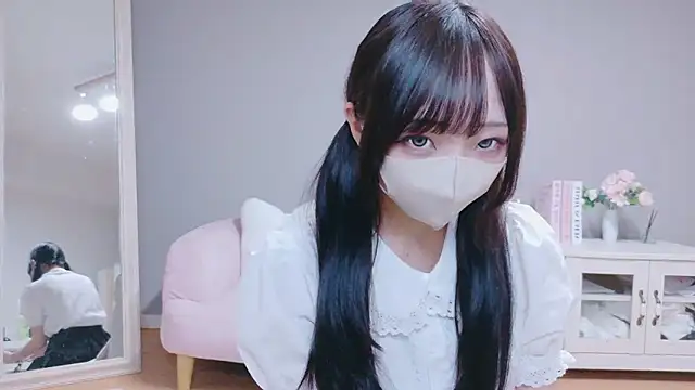 Mashiro-chan online show from September 20, 2025, 7:20 am