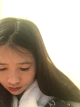 LiLy-0477 online show from September 28, 2025, 2:11 pm