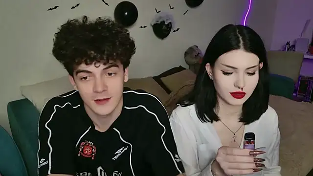 Snapshot of Alice18James chatting on October 30, 2025, 3:02 pm Alice18James online show from October 30, 2025, 3:02 pm