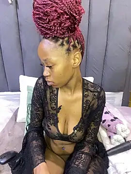 Snapshot of SexyPetitex25 chatting on June 3, 2026, 8:03 pm SexyPetitex25 online show from June 3, 2026, 8:03 pm